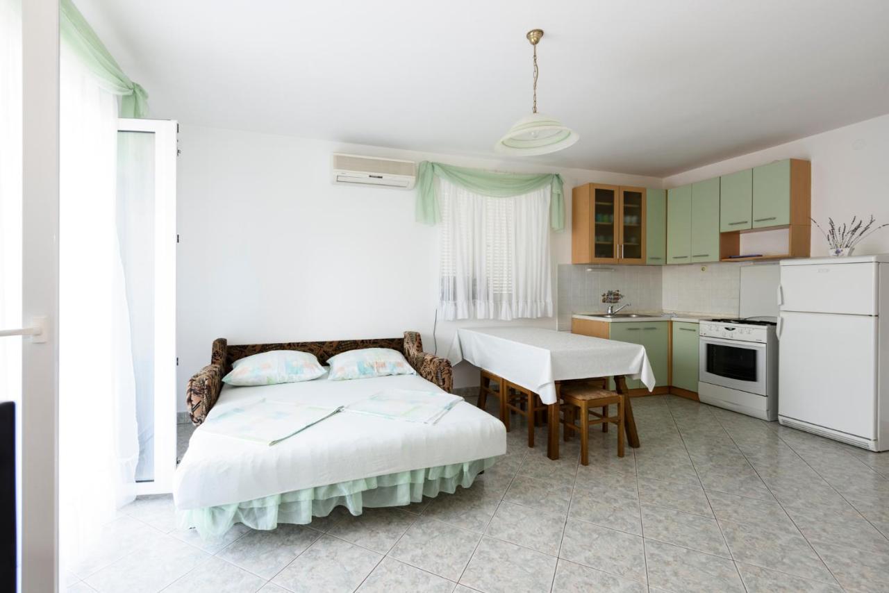 Apartments Golubić Sveti Petar  Zewnętrze zdjęcie