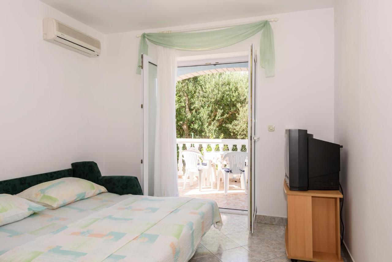 Apartments Golubić Sveti Petar  Zewnętrze zdjęcie